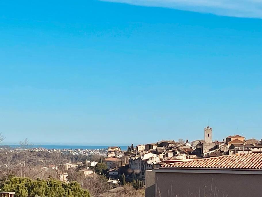 Superbe Appartement Sur Vence Exterior photo